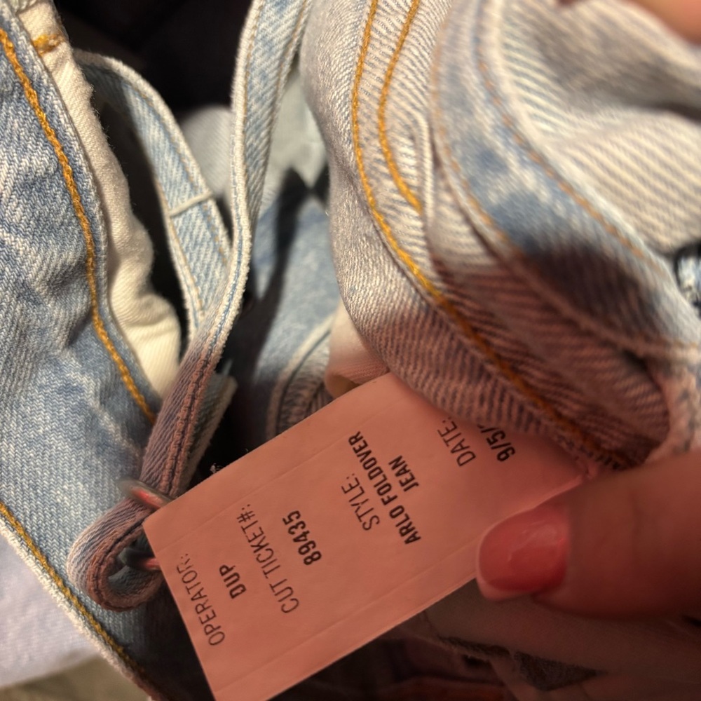 NWT AGOLDE JEAN ARLO FOLDOVER BLUE COLOR SIZE 27 - Picture 4 of 5